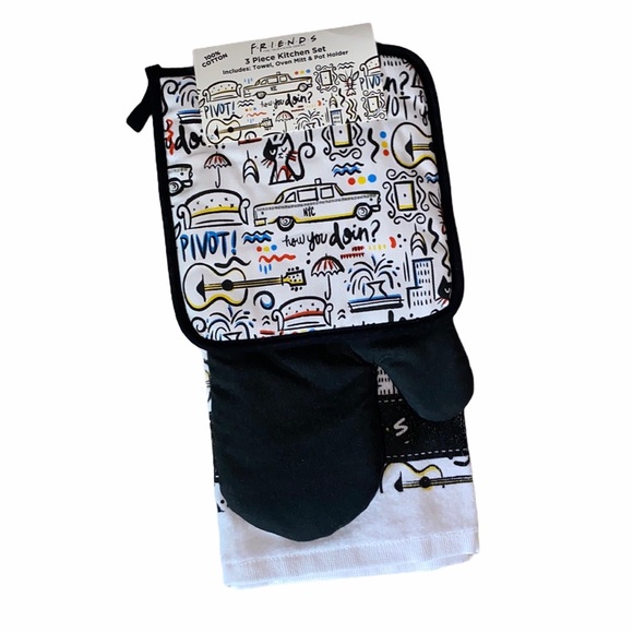 LAST 1 - NEW FRIENDS 3pc kitchen set/towel/potholder - Picture 2 of 7